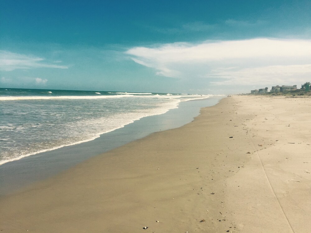 Surf Studio Beach Resort - photo 96