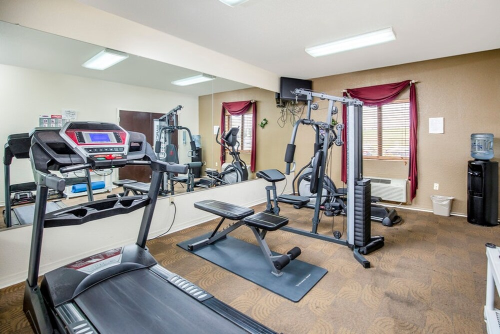 Regency Inn & Suites Biloxi - photo 16
