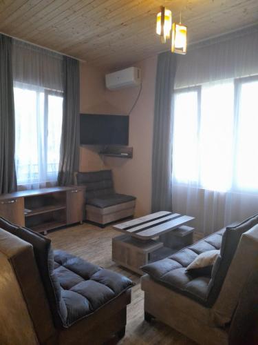 Lela Guest House