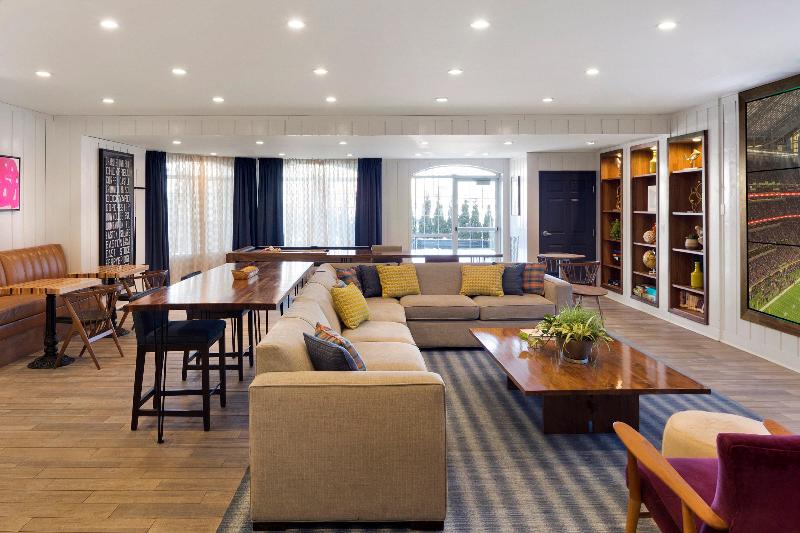 Holiday Inn : Bloomington W MSP Airport Area by IHG in Bloomington, United States