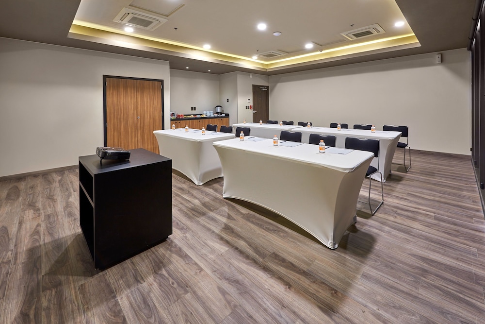 City Express Plus by Marriott Merida