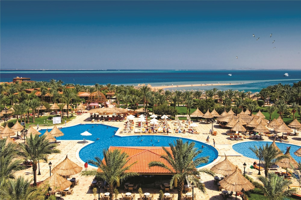 Siva Grand Beach — 4-Star Luxury Hotel in Hurghada, Egypt