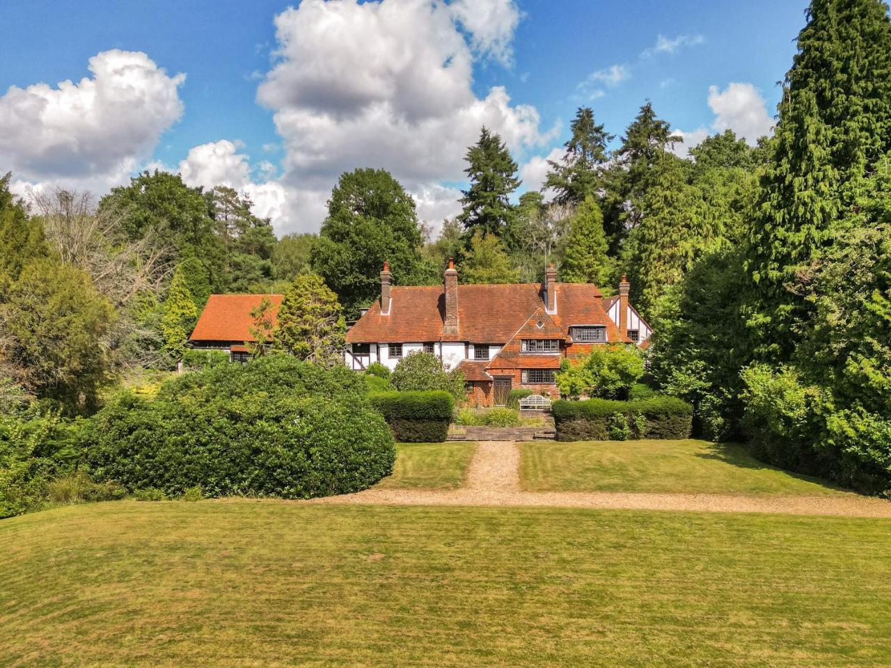Ridge Hill Manor — hotel in East Grinstead