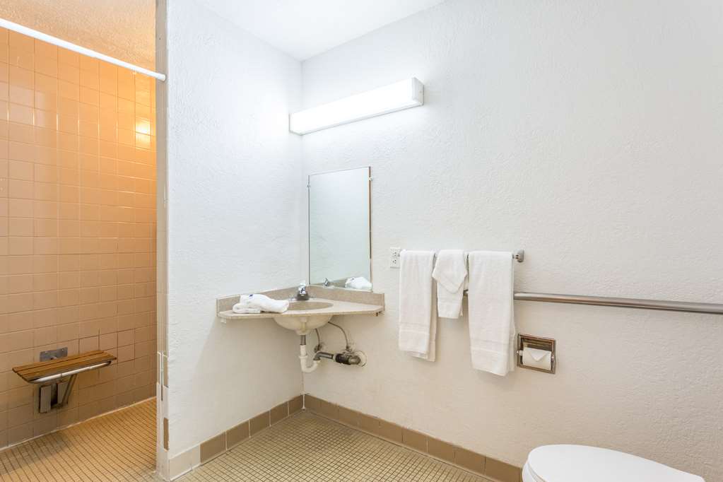 Motel 6 Albuquerque NM Northeast - photo 18