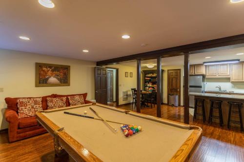 Banner Elk Lodge - photo 22