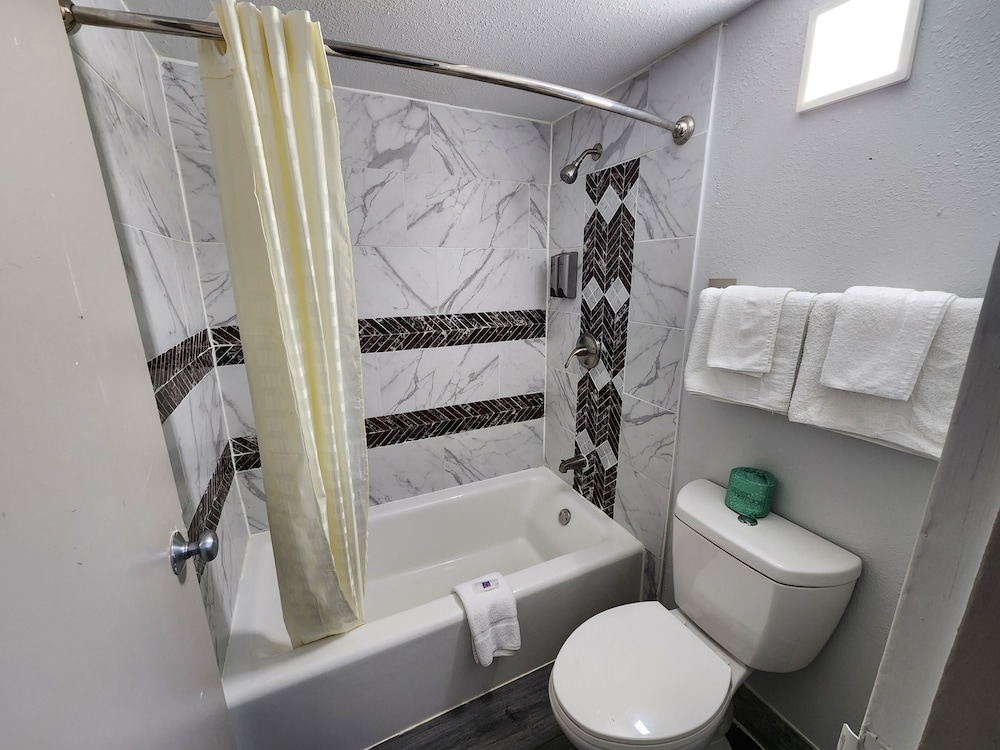 Motel6 North Little Rock AR - photo 35
