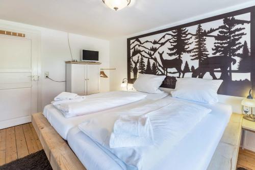 Haus Steinatal — 4-Star Luxury Hotel in Uhlingen-Birkendorf, Germany