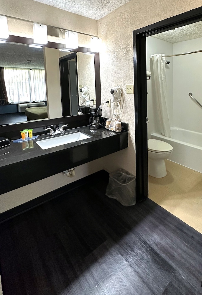 Magnuson Grand Sebring North - photo 32
