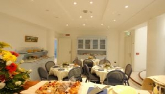 Hotel Relais Posillipo — 4-Star Luxury Hotel in Naples, Italy