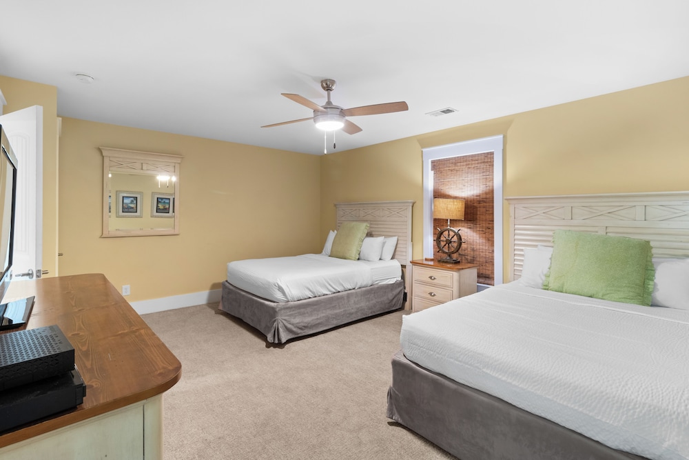 North Beach Resort & Villas - photo 27
