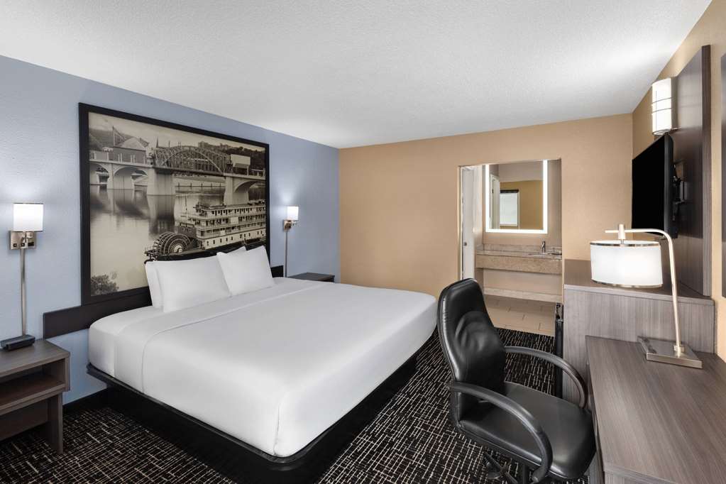 Super 8 by Wyndham Paducah I 24 Exit 4 - photo 16