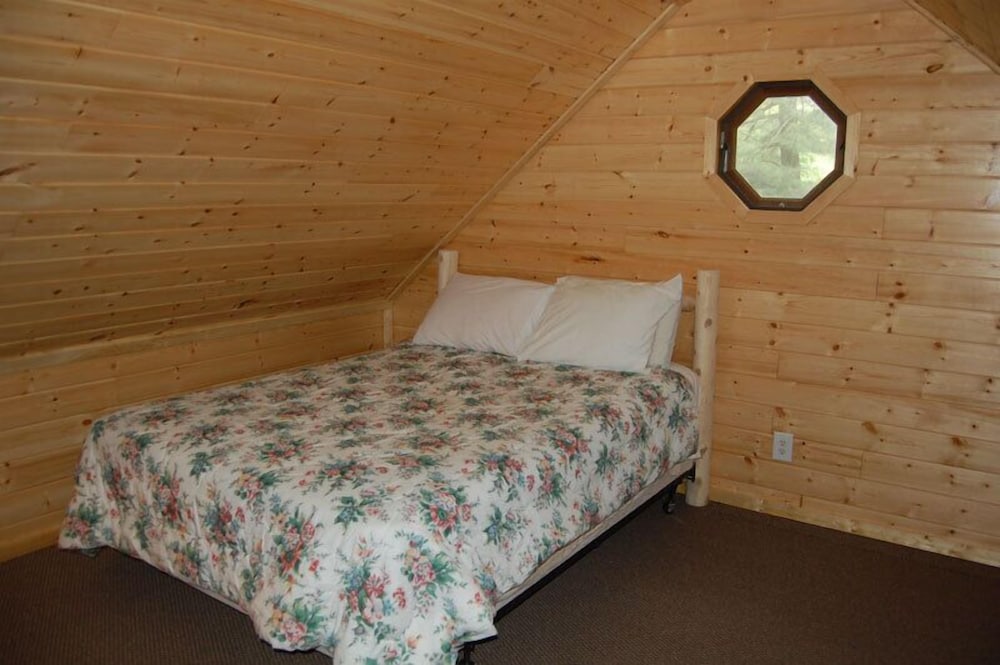 The Elms Waterfront Cottages - photo 20