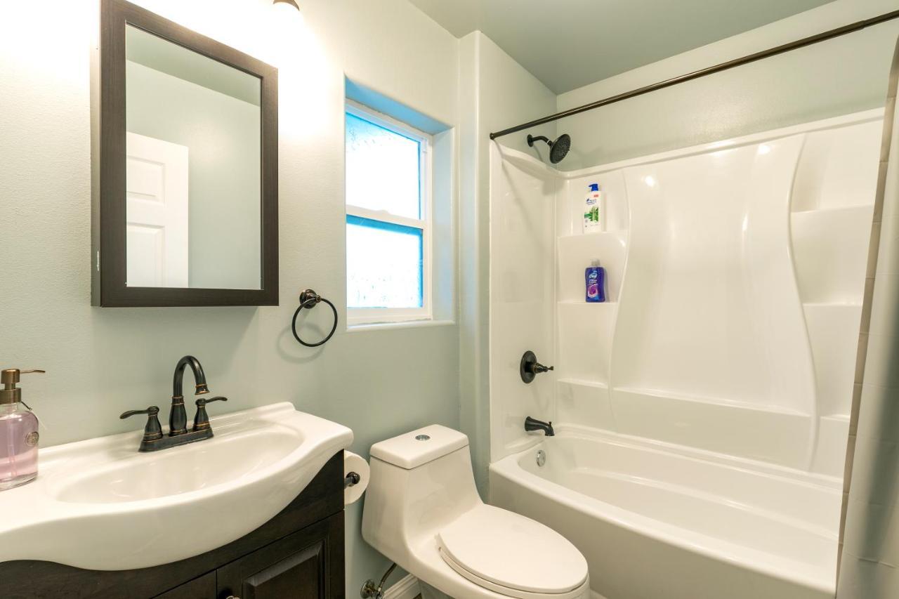 Ocean Breeze Inn - photo 15