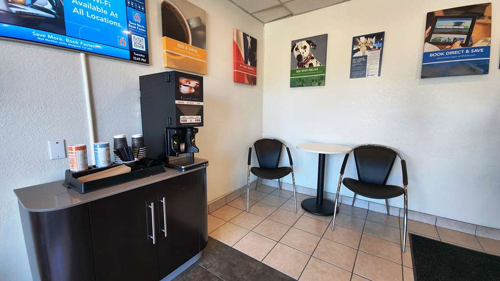 Motel 6 Webster TX Houston Nasa Lake - photo 23