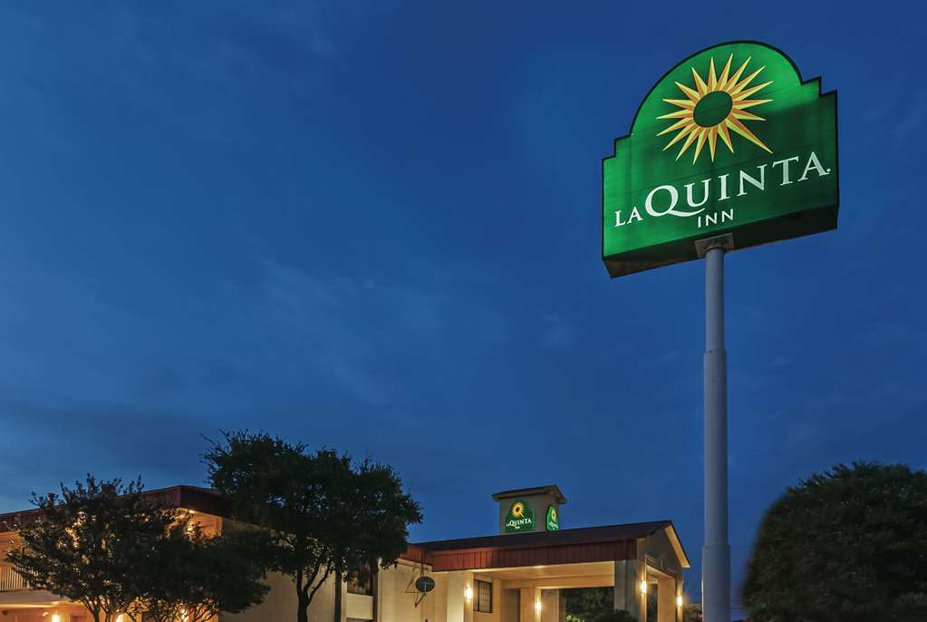 La Quinta Inn by Wyndham San Marcos - photo 2