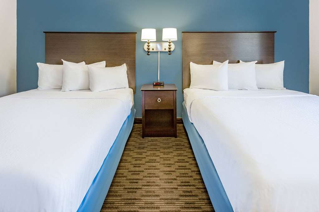 AmericInn by Wyndham Hotel and Suites Long Lake - photo 14