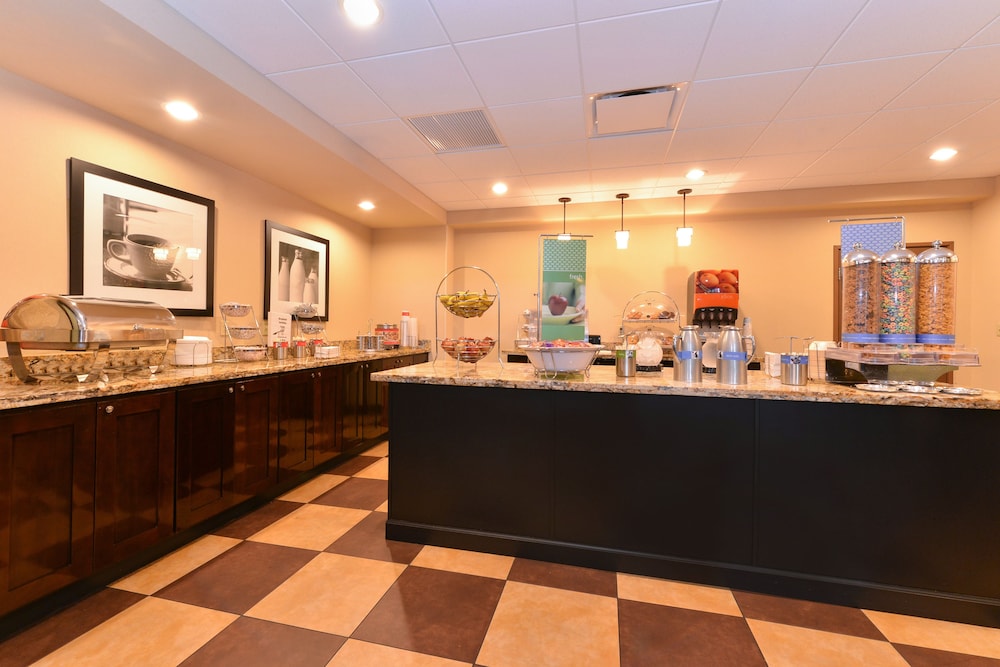 Hampton Inn & Suites Phoenix Gilbert - photo 59