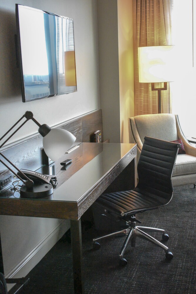 Texas A&M Hotel and Conference Center - photo 13