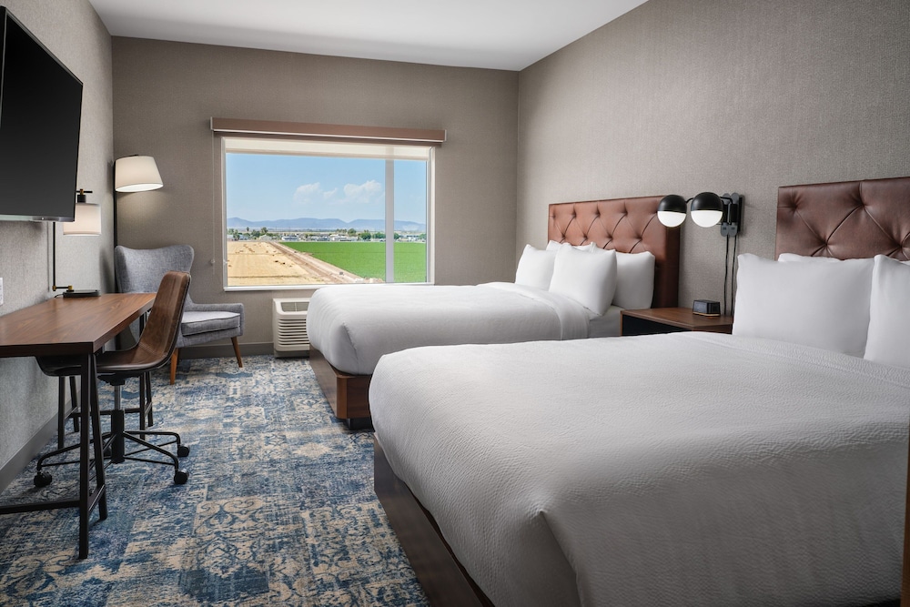 Four Points by Sheraton Yuma - photo 3