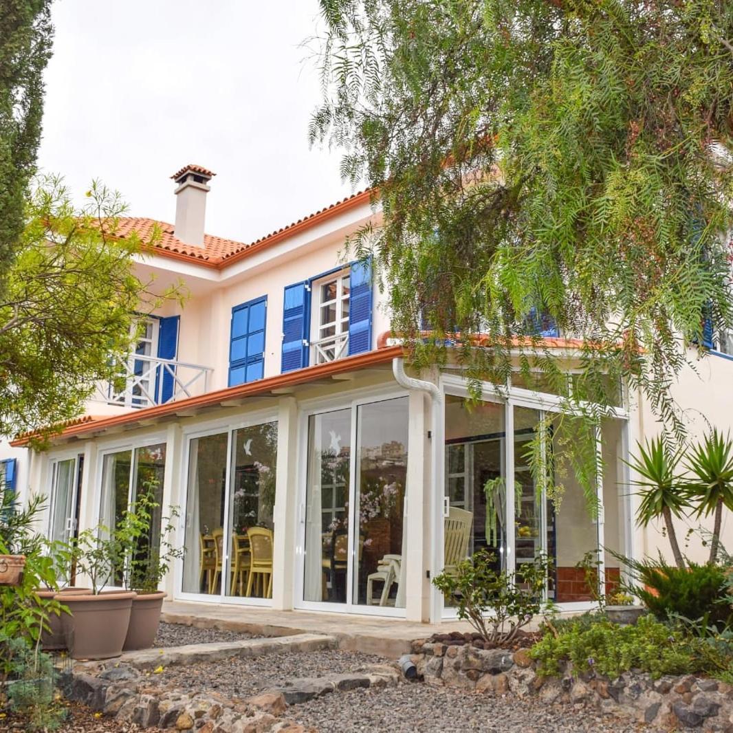 Stilvolle Villa in Teneriffa SA d — 4-Star Luxury Hotel in Arona, Spain