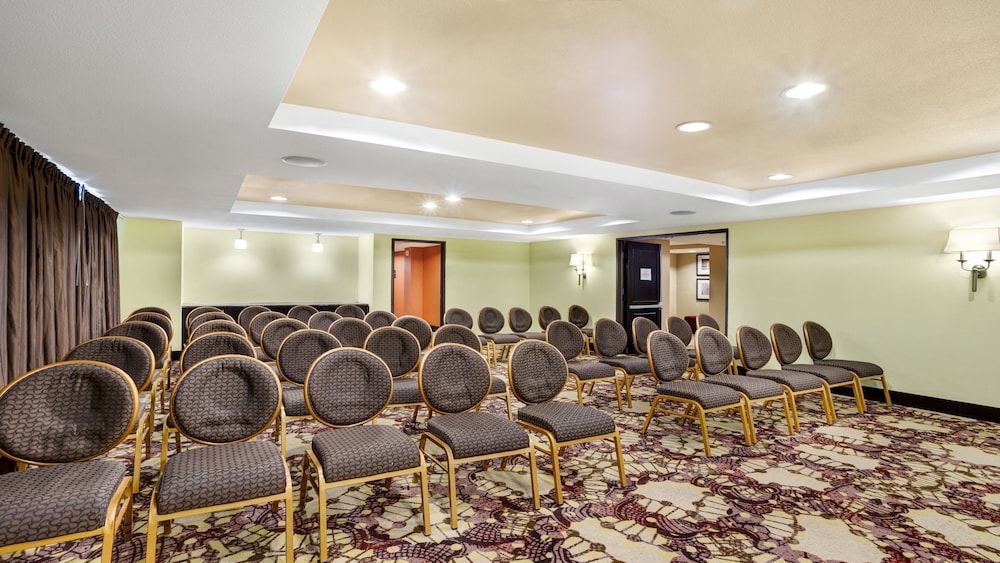 Crowne Plaza Houston Galleria Area by IHG - photo 94