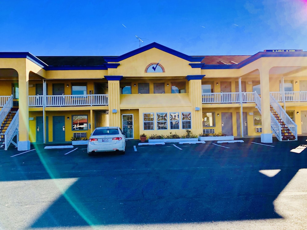 Americas Best Value Inn Princess Anne - photo 22