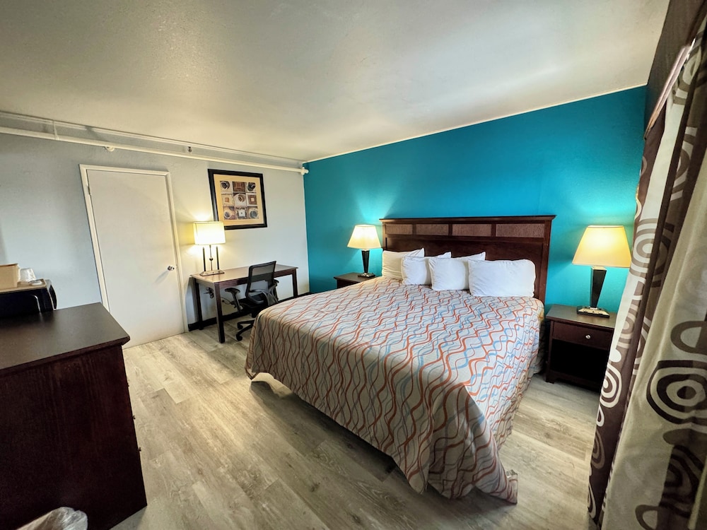 Nampa Downtown Inn - photo 12