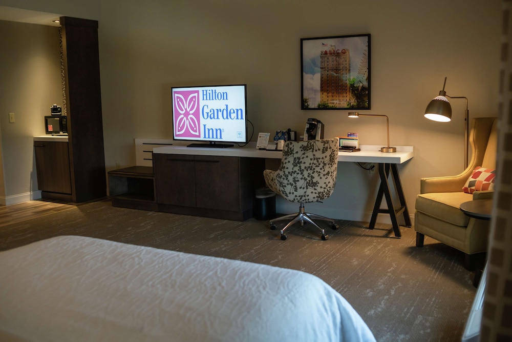 Hilton Garden Inn Waco - photo 4
