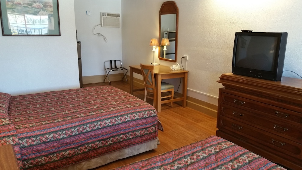 Tri State Inn - photo 6
