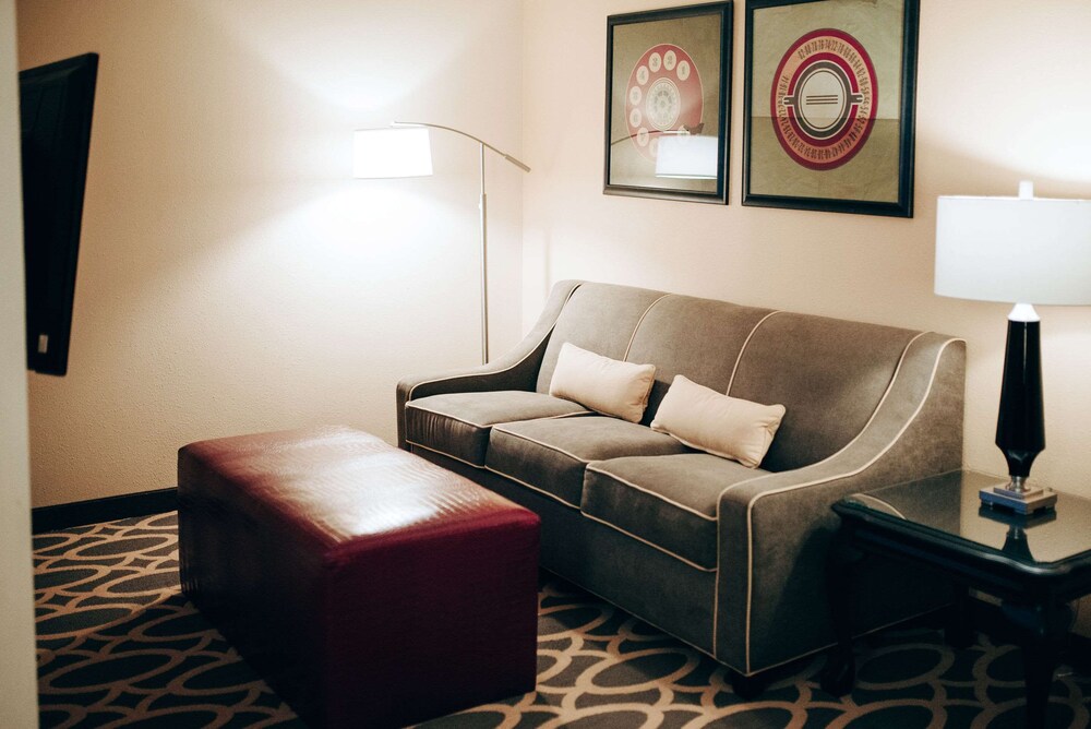 Bigelow Hotel and Residences Ascend Hotel Collection - photo 37