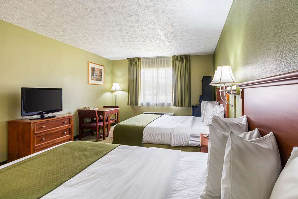 Quality Inn Weston - photo 22