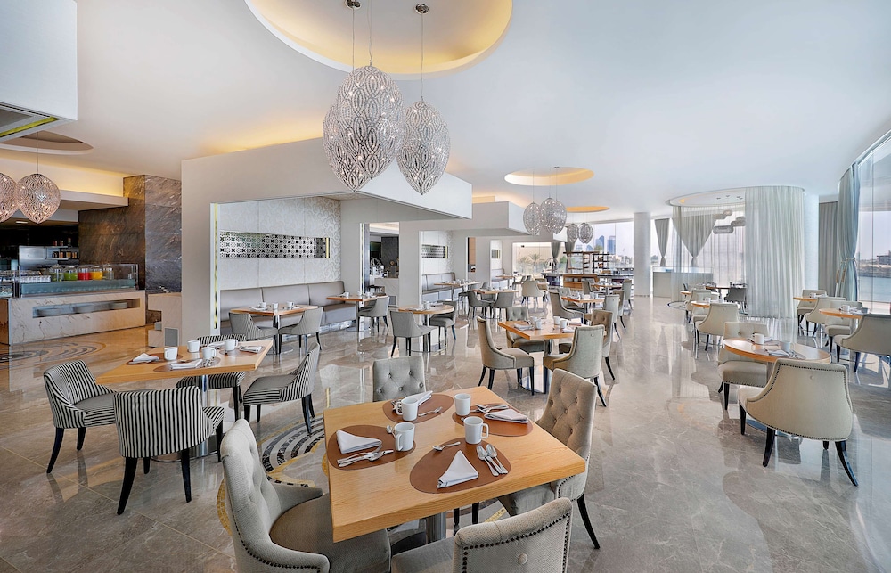 מזון ומשקאות