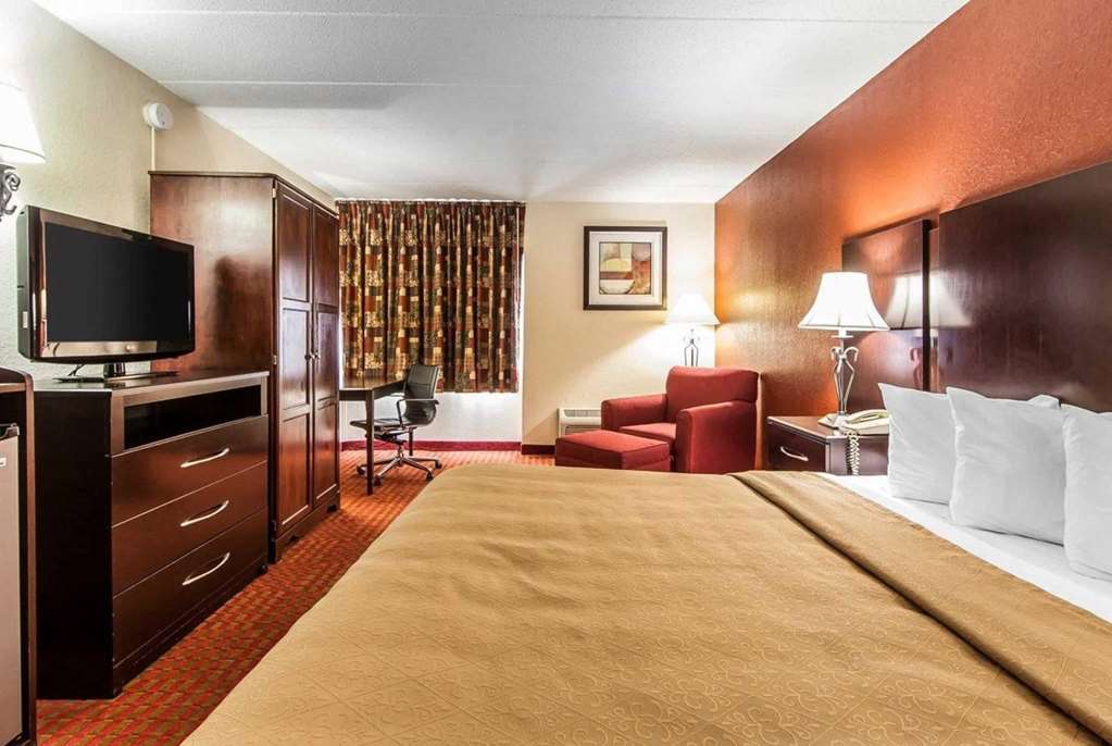 Wingate by Wyndham Marietta Conference Center - photo 11