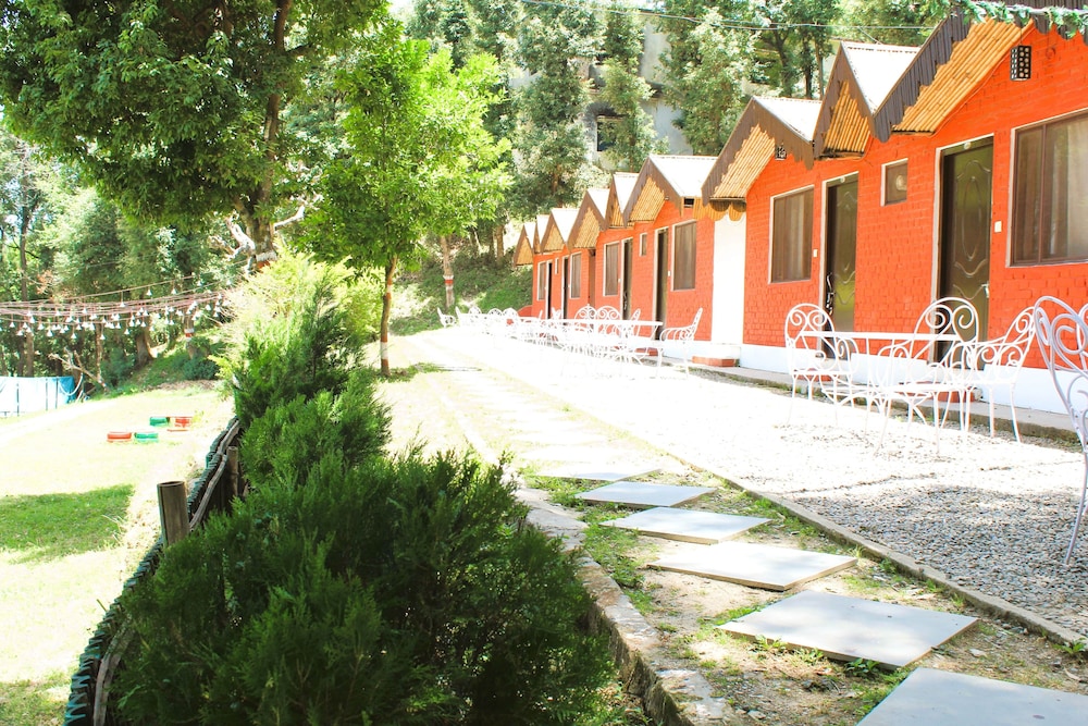 Windsor Cottages in Lansdowne, India