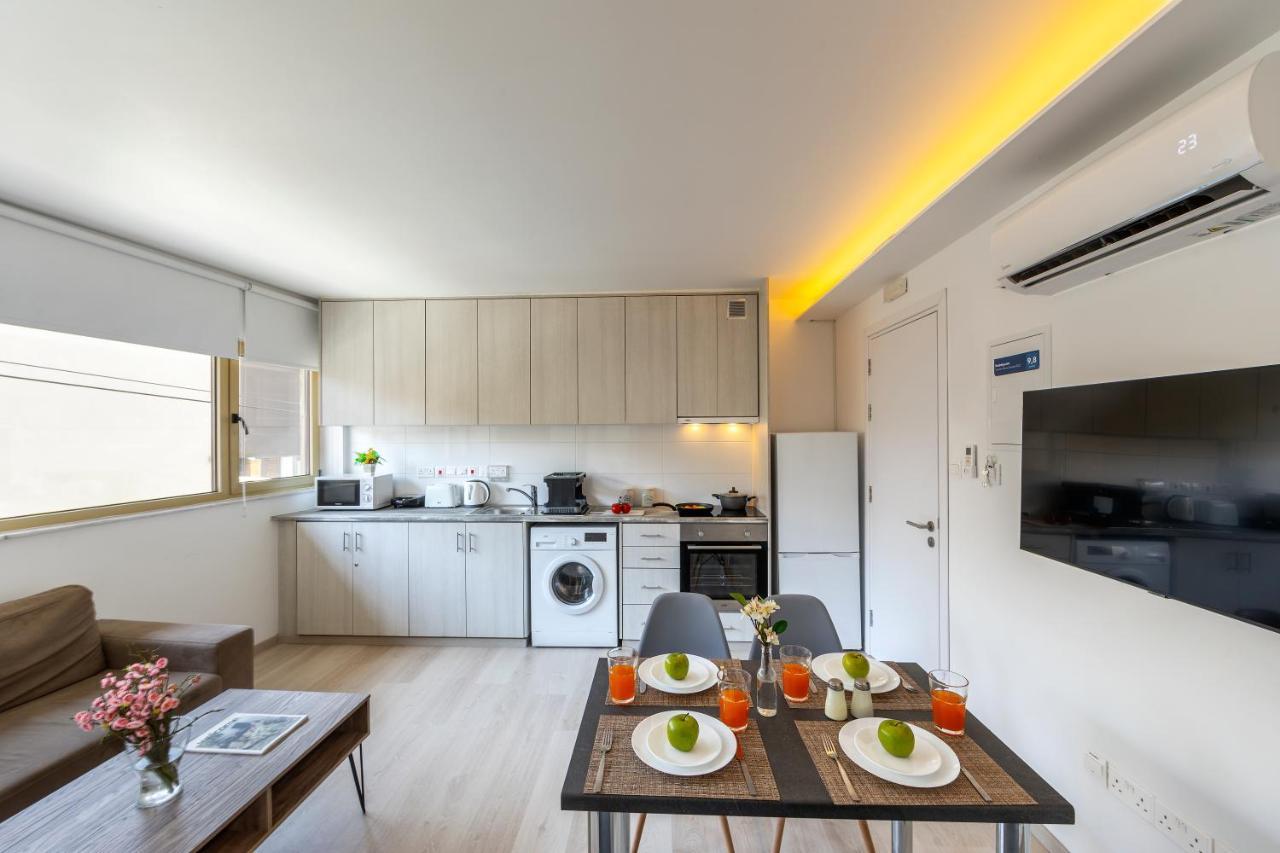 C Premium Apts 100m from beach and city centre