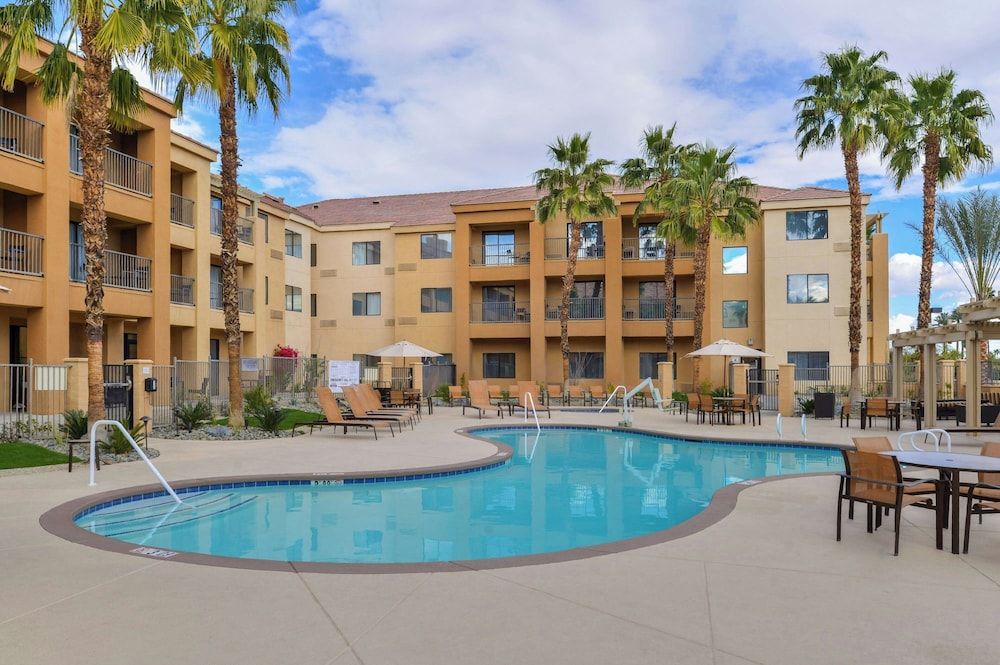 Courtyard by Marriott Palm Desert - photo 17