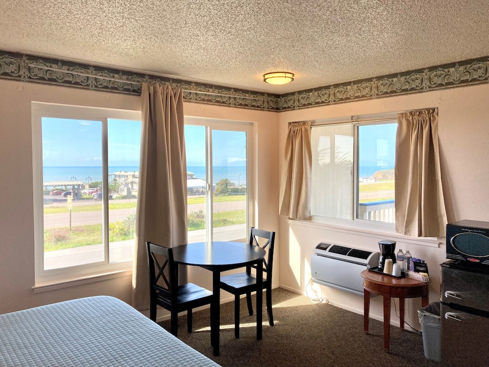 Coast Riders Inn - photo 39