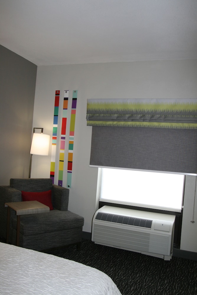 Hampton Inn Clarion - photo 17