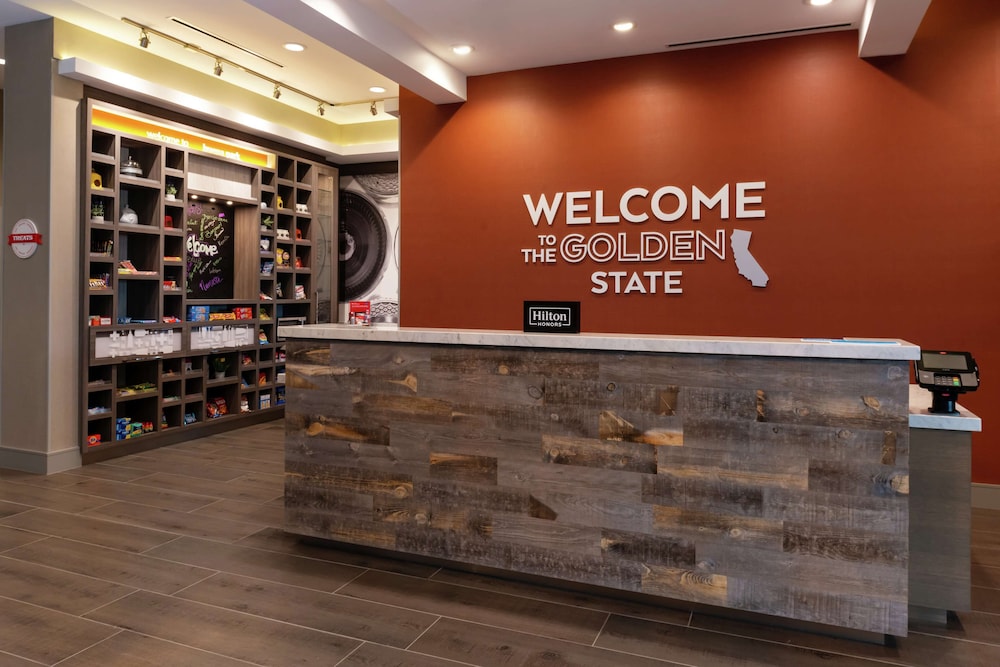 Hampton Inn & Suites Buena Park - photo 3