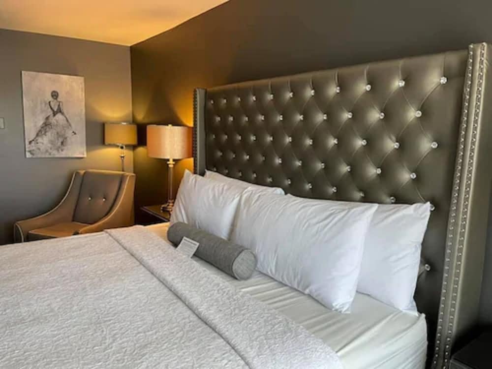 The Inn on Sheridan - photo 9