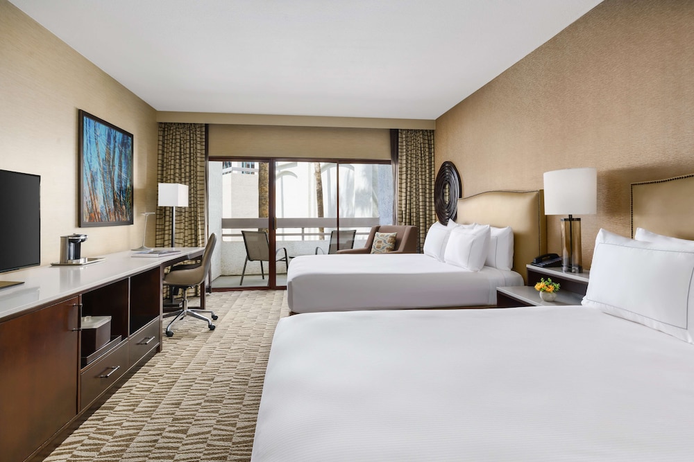 Hilton Phoenix Airport - photo 17