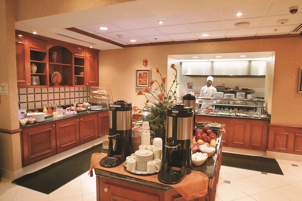 Hilton Garden Inn Cartersville - photo 34