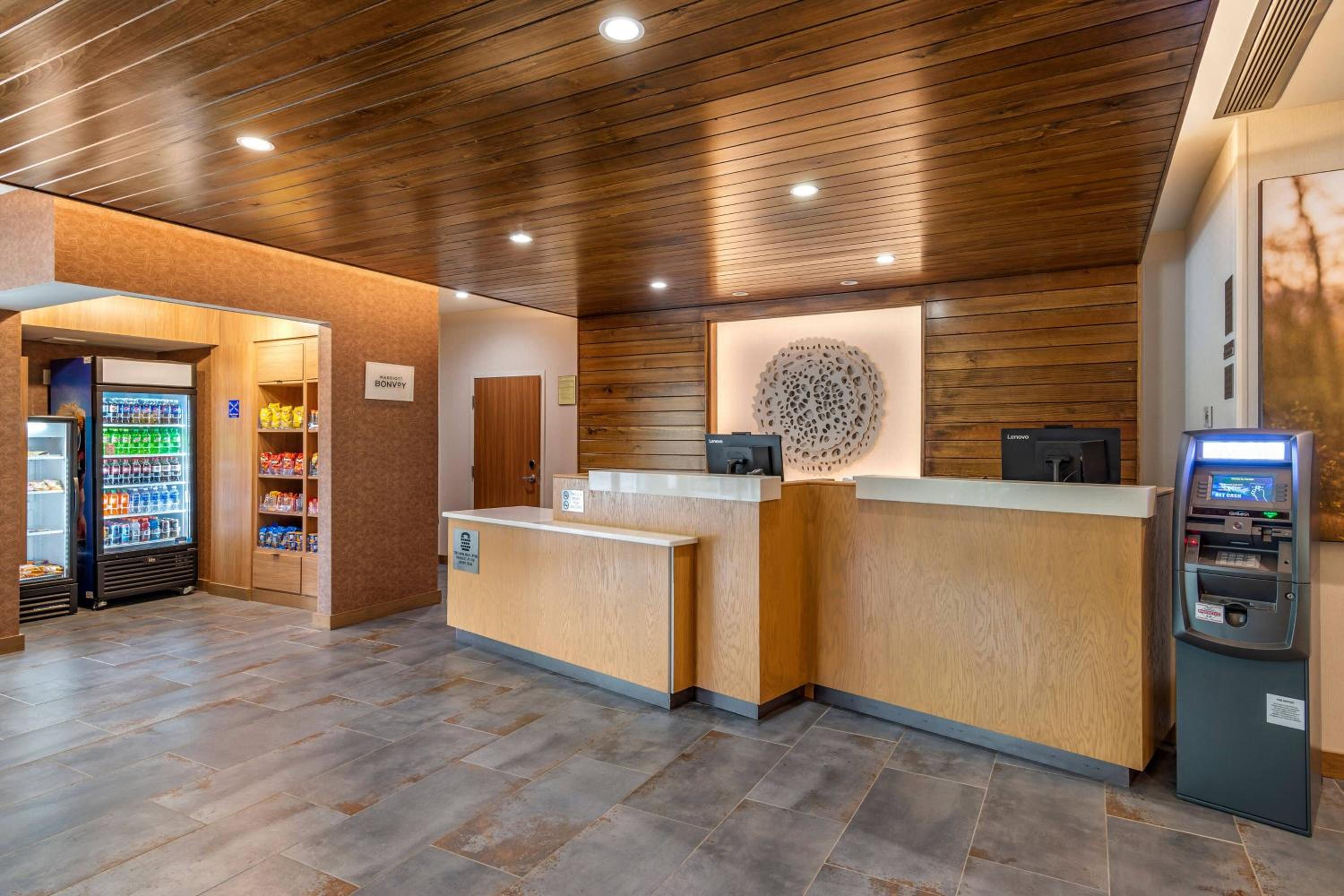 Fairfield Inn & Suites by Marriott Helen - photo 43