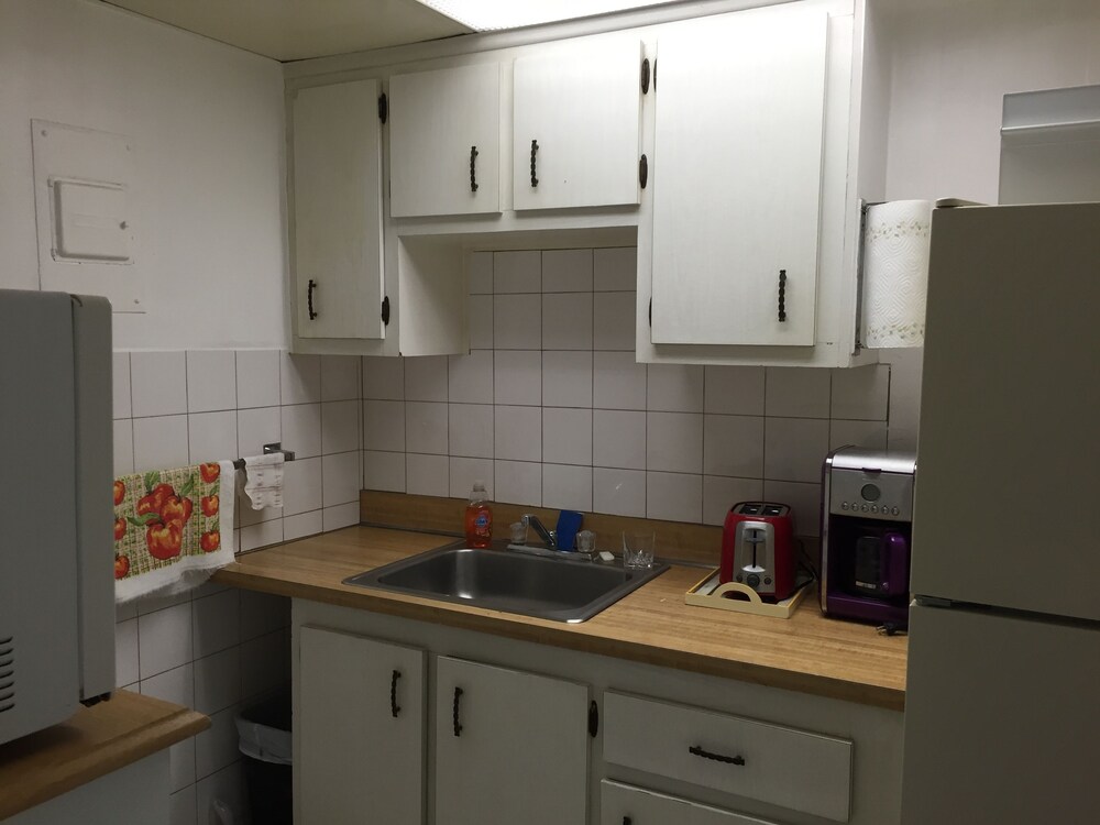 Sea Cove Resort Motel - photo 15