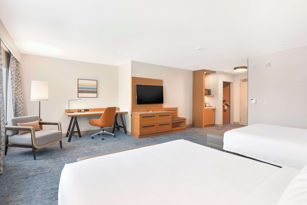 Hilton Garden Inn LAX El Segundo - photo 9