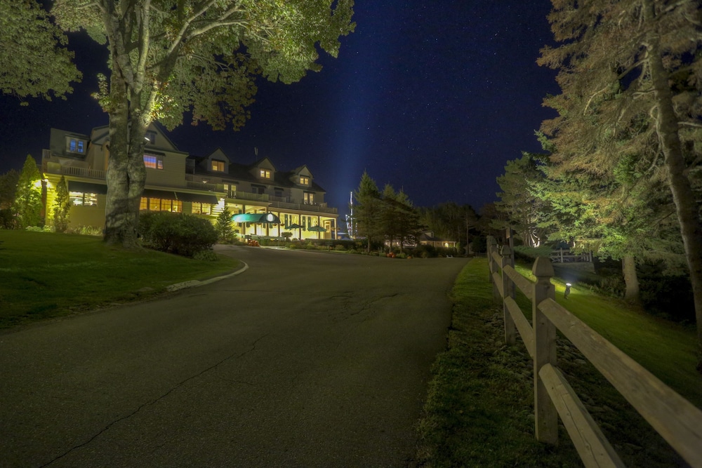 Spruce Point Inn - photo 62
