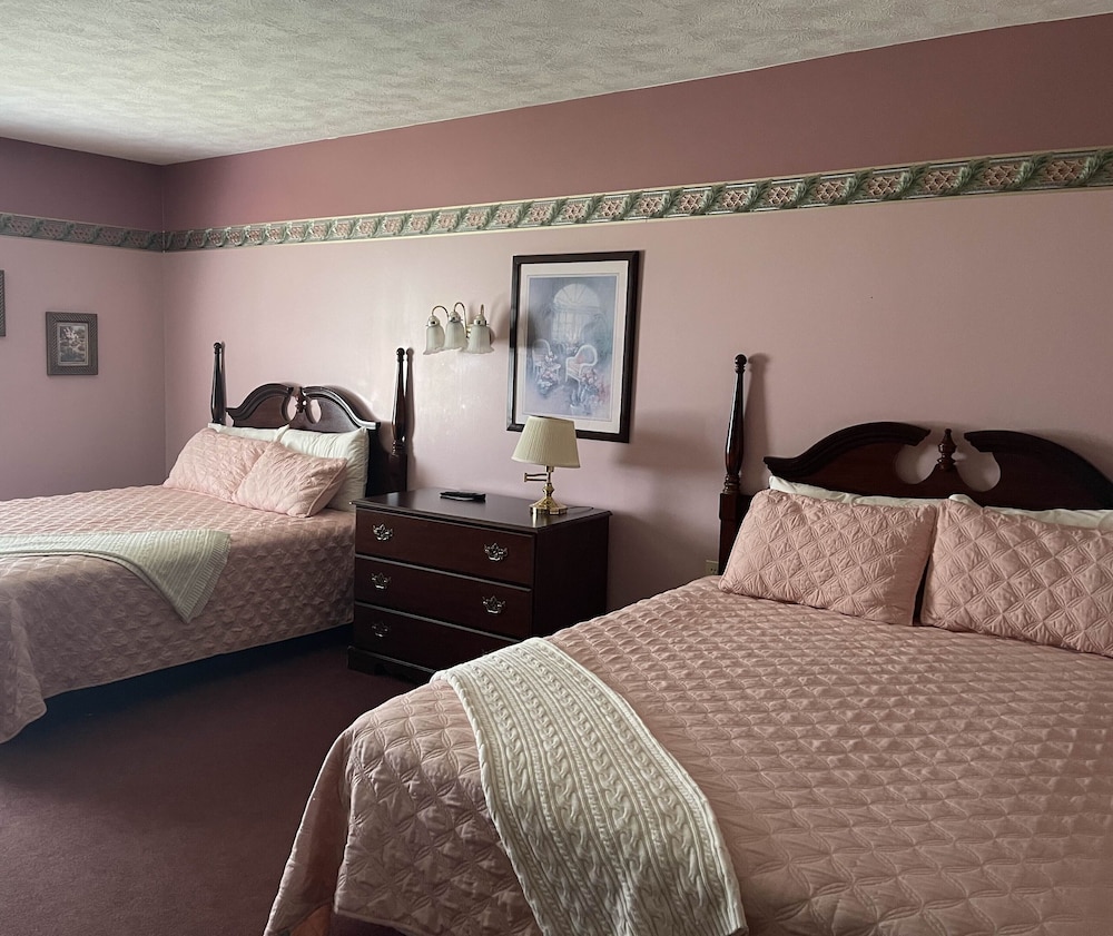 Victorian Inn Superior By Capital O NE - photo 38