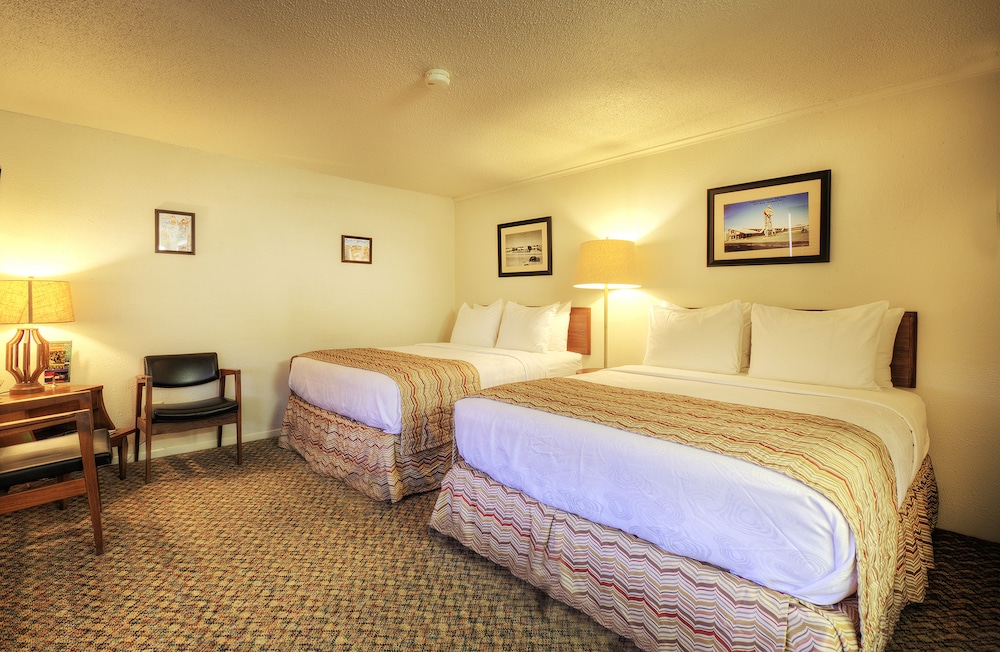 Roadrunner Lodge - photo 6