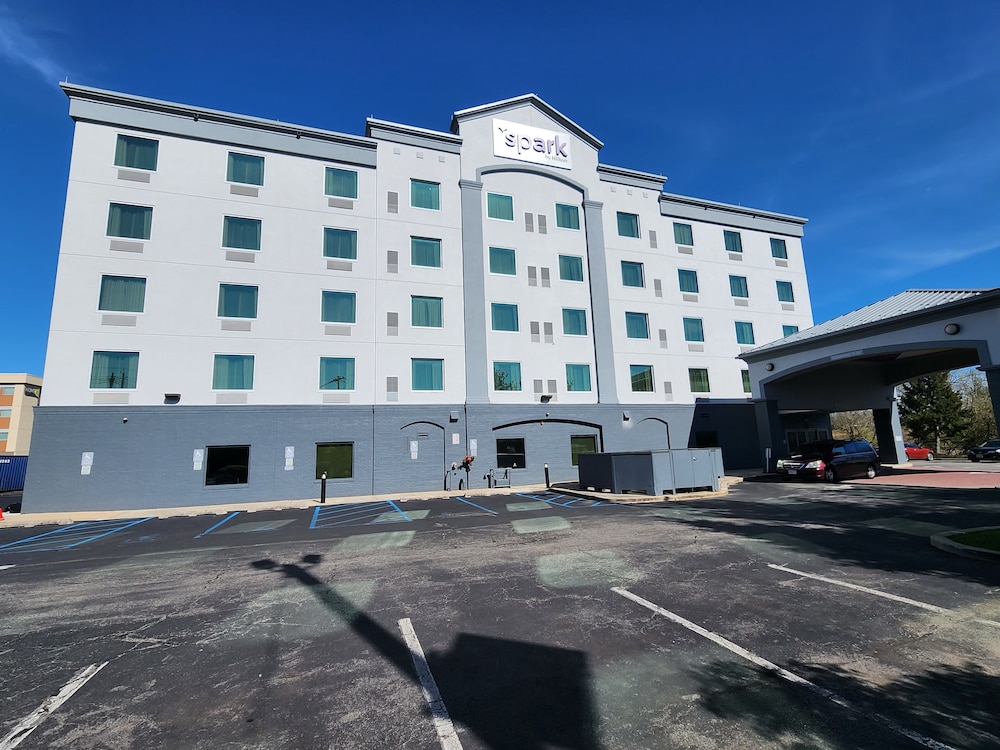 Spark by Hilton Rahway - photo 65
