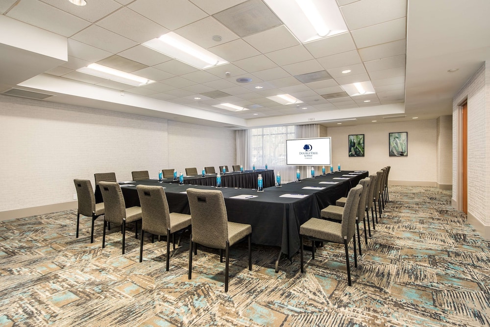 DoubleTree by Hilton Carson - photo 66